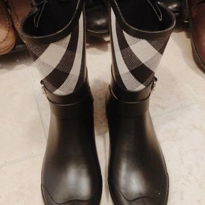 Burberry Holloway Rain Boot